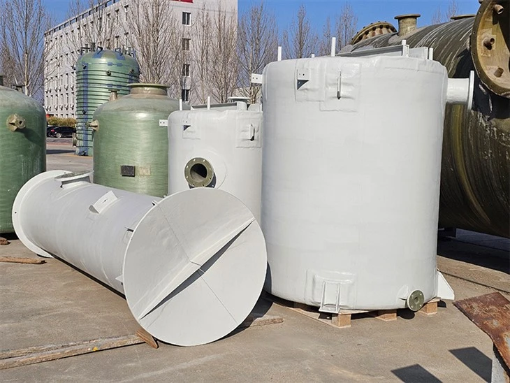 FRP Chemical Processing Tank